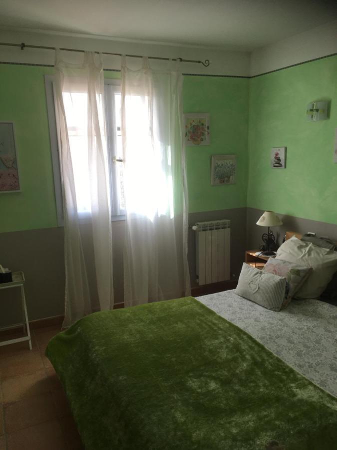 La Rouviero Bed and Breakfast Régusse Zewnętrze zdjęcie